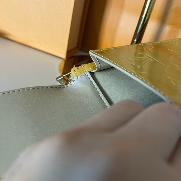 π₯π₯ Louis Vuitton verni monogram motto bag - Picture 11 of 12